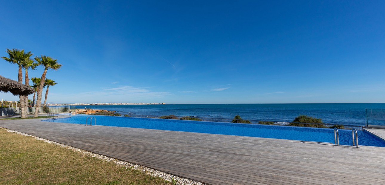 Herverkoop - Appartement / flat -
Orihuela Costa - Punta Prima