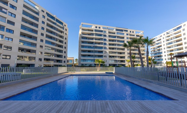 Herverkoop - Appartement / flat -
Orihuela Costa - Punta Prima