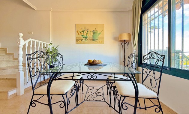 Herverkoop - Herenhuis -
Orihuela Costa - Lomas de Campoamor