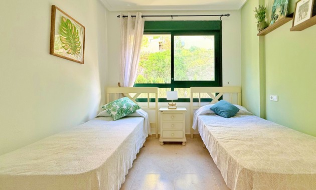 Herverkoop - Herenhuis -
Orihuela Costa - Lomas de Campoamor