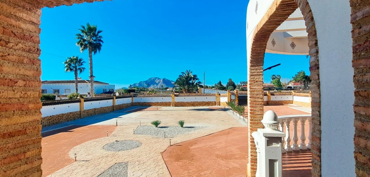 Herverkoop - Country Property -
Catral - Catral - Country