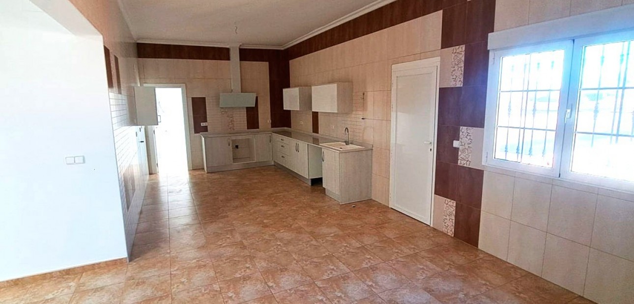 Herverkoop - Country Property -
Catral - Catral - Country