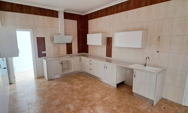 Herverkoop - Country Property -
Catral - Catral - Country