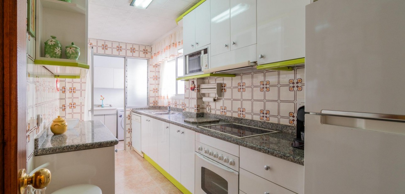Herverkoop - Penthouse -
Torrevieja - Playa del cura