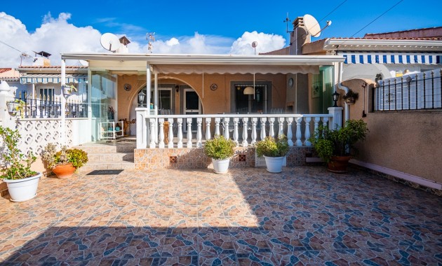 Herverkoop - House -
Torrevieja - Calas Blancas