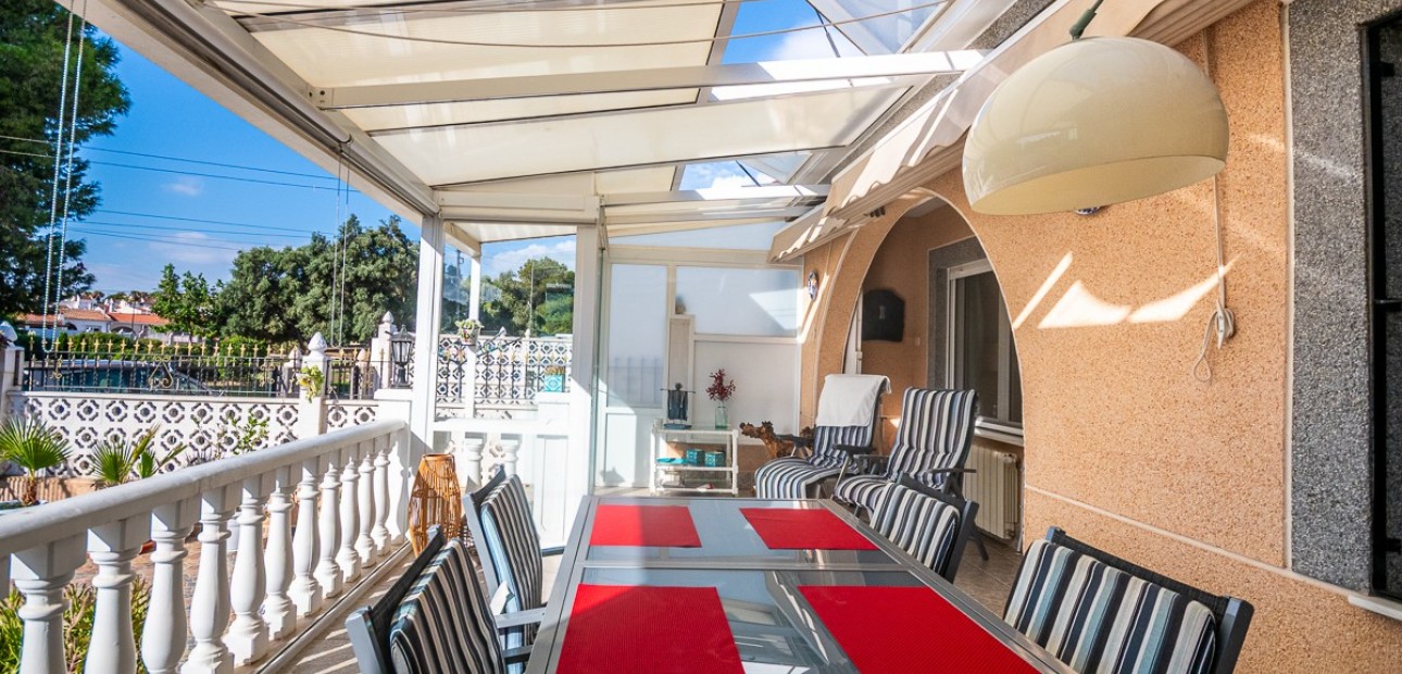 Herverkoop - House -
Torrevieja - Calas Blancas