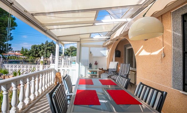 Herverkoop - House -
Torrevieja - Calas Blancas