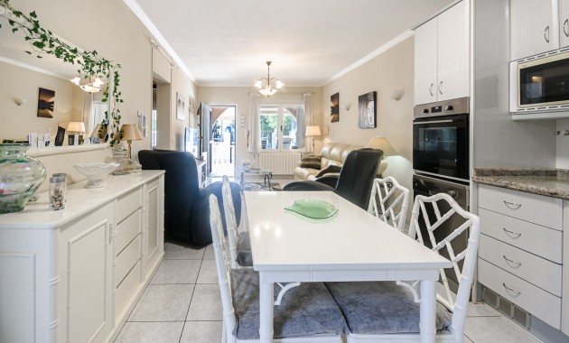 Herverkoop - House -
Torrevieja - Calas Blancas