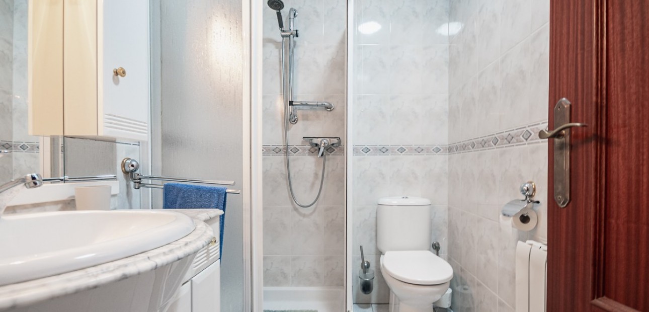 Herverkoop - House -
Torrevieja - Calas Blancas