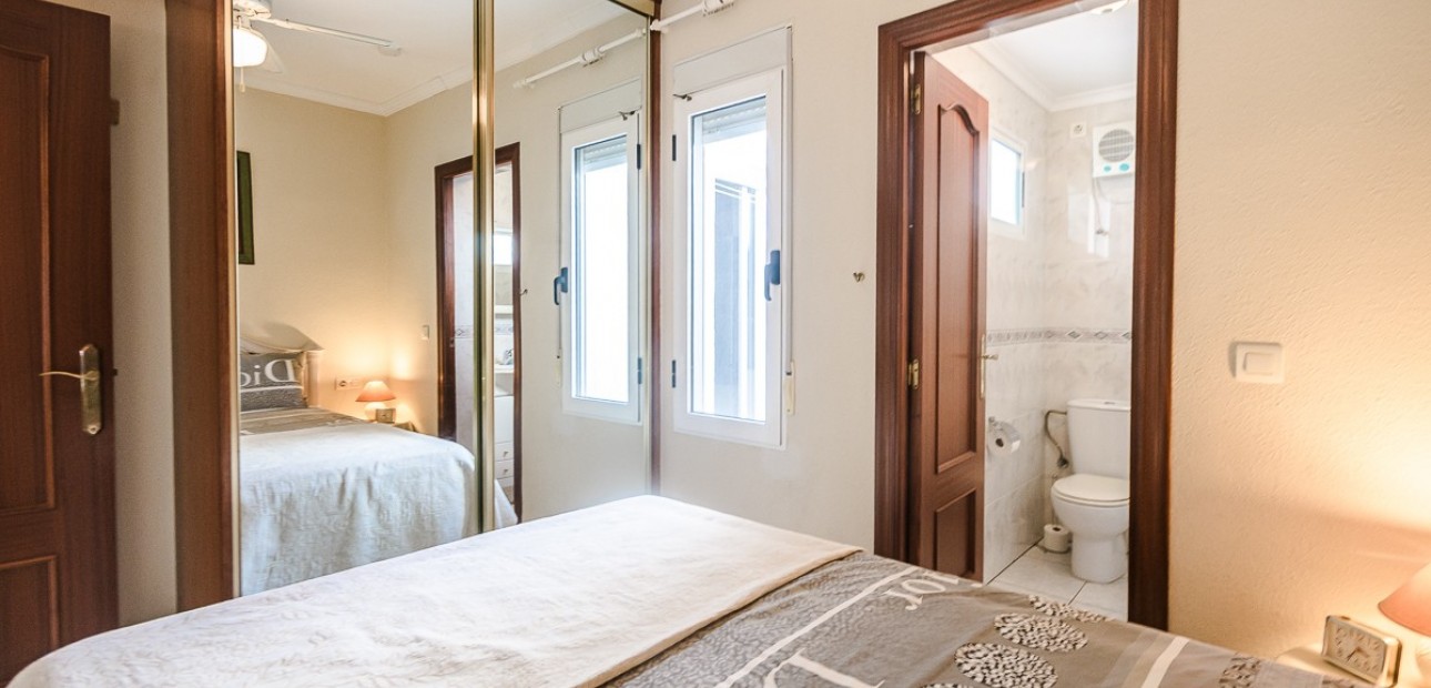 Herverkoop - House -
Torrevieja - Calas Blancas