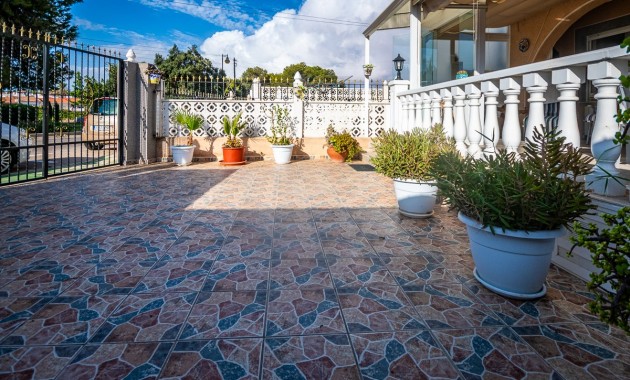 Herverkoop - House -
Torrevieja - Calas Blancas