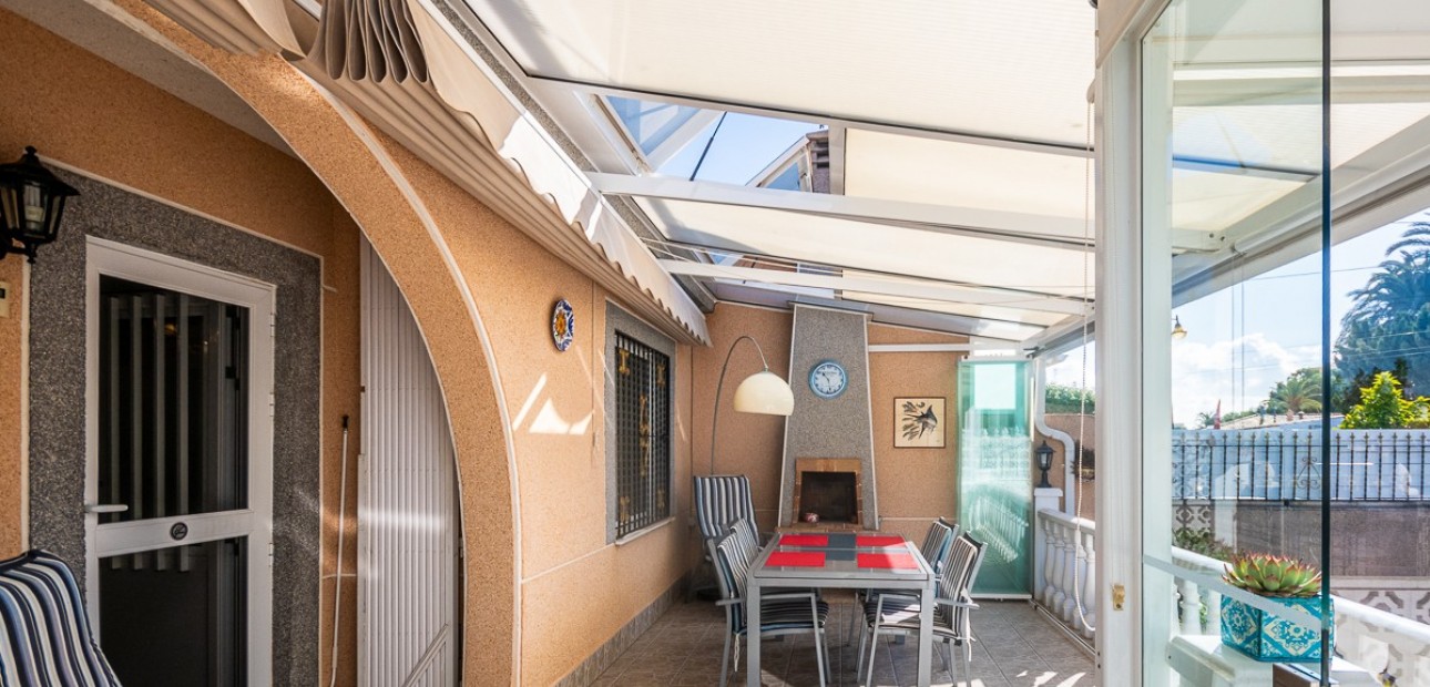 Herverkoop - House -
Torrevieja - Calas Blancas