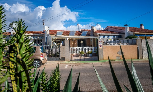 Herverkoop - House -
Torrevieja - Calas Blancas