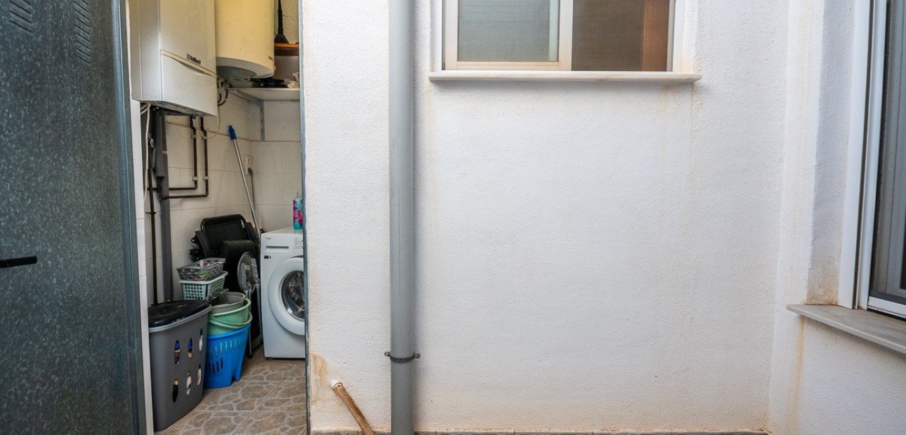 Herverkoop - House -
Torrevieja - Calas Blancas