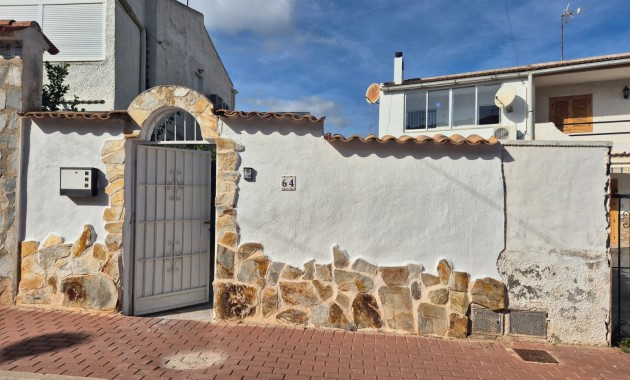 Herverkoop - House -
Torrevieja - LOS BALCONES - LOS ALTOS
