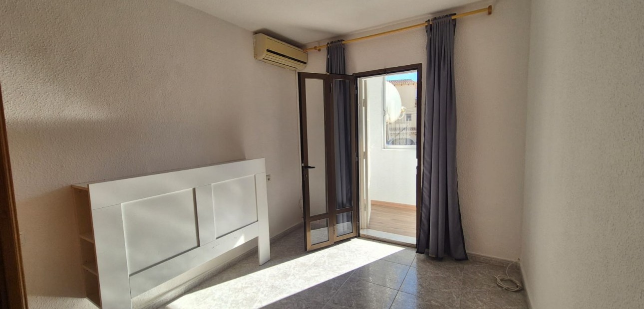 Herverkoop - House -
Torrevieja - LOS BALCONES - LOS ALTOS
