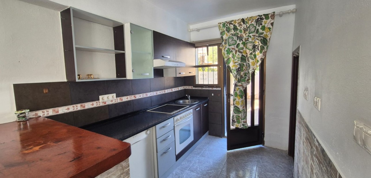 Herverkoop - House -
Torrevieja - LOS BALCONES - LOS ALTOS