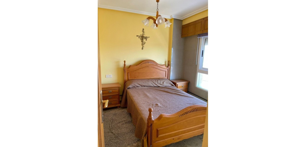 Herverkoop - Appartement / flat -
Torrevieja - Punta prima