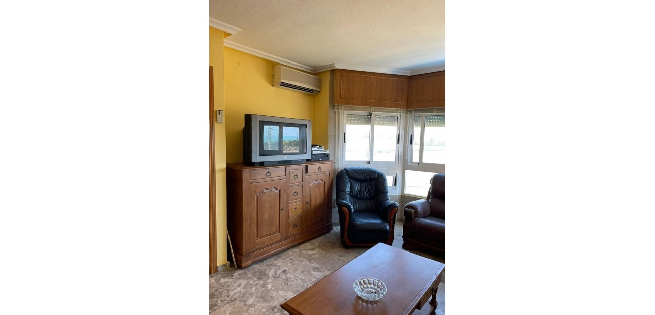 Herverkoop - Appartement / flat -
Torrevieja - Punta prima