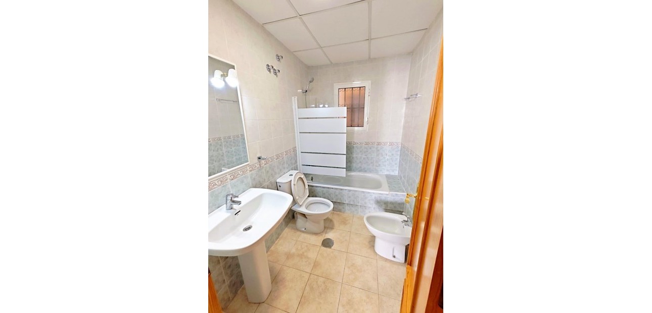 Herverkoop - Appartement / flat -
Orihuela Costa - La Zenia