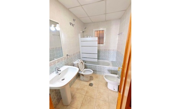 Herverkoop - Appartement / flat -
Orihuela Costa - La Zenia