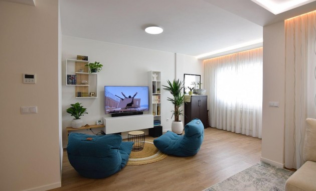 Herverkoop - duplex -
Torrevieja - La Siesta - El Salado - Torreta