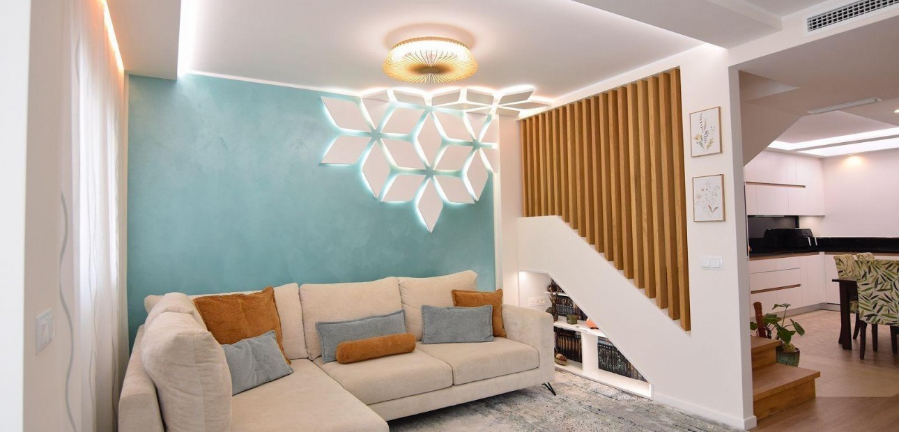 Herverkoop - duplex -
Torrevieja - La Siesta - El Salado - Torreta