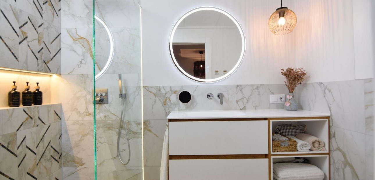 Herverkoop - duplex -
Torrevieja - La Siesta - El Salado - Torreta