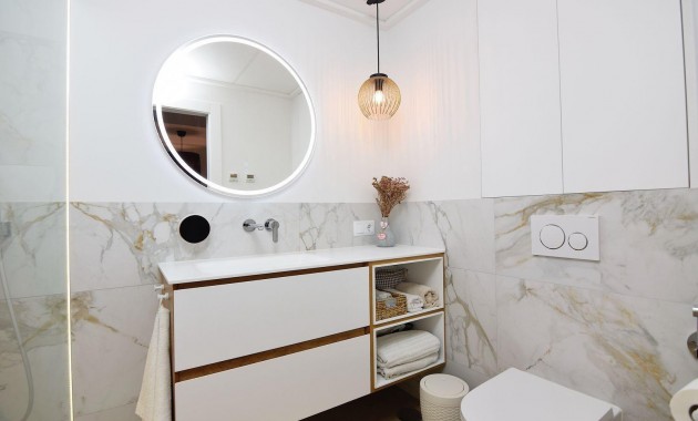 Herverkoop - duplex -
Torrevieja - La Siesta - El Salado - Torreta