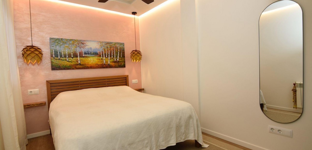 Herverkoop - duplex -
Torrevieja - La Siesta - El Salado - Torreta