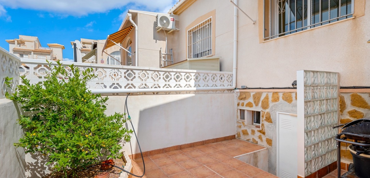 Herverkoop - Herenhuis -
Ciudad Quesada - Ciudad Quesada - Town