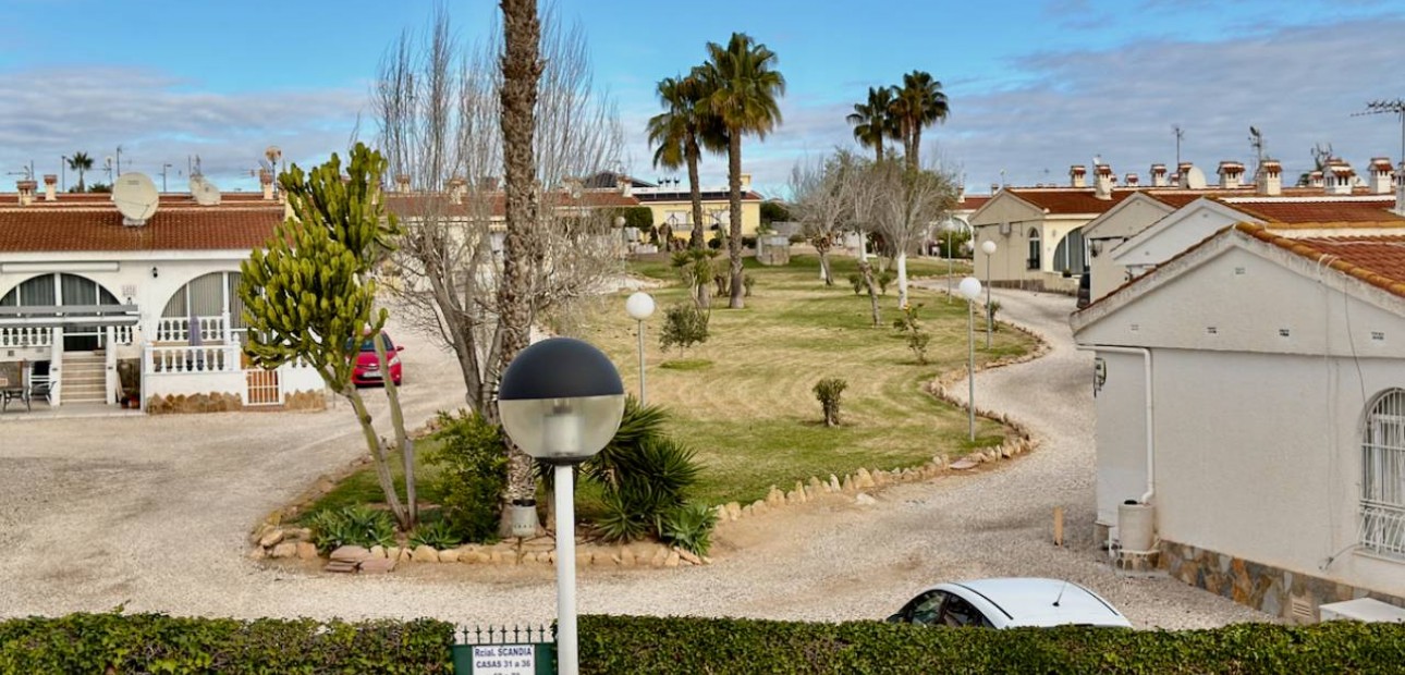 Herverkoop - Detached Villa -
Ciudad Quesada - Ciudad Quesada - Town