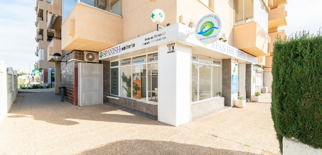 Verhuur - Commercial Unit -
Orihuela Costa - La Zenia