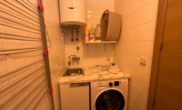 Herverkoop - Herenhuis -
Bigastro