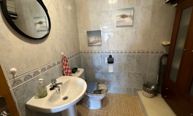 Herverkoop - Herenhuis -
Bigastro