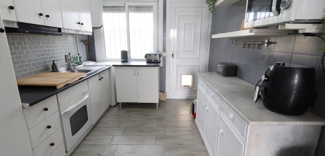 Herverkoop - Bungalow -
Orihuela Costa - La Regia