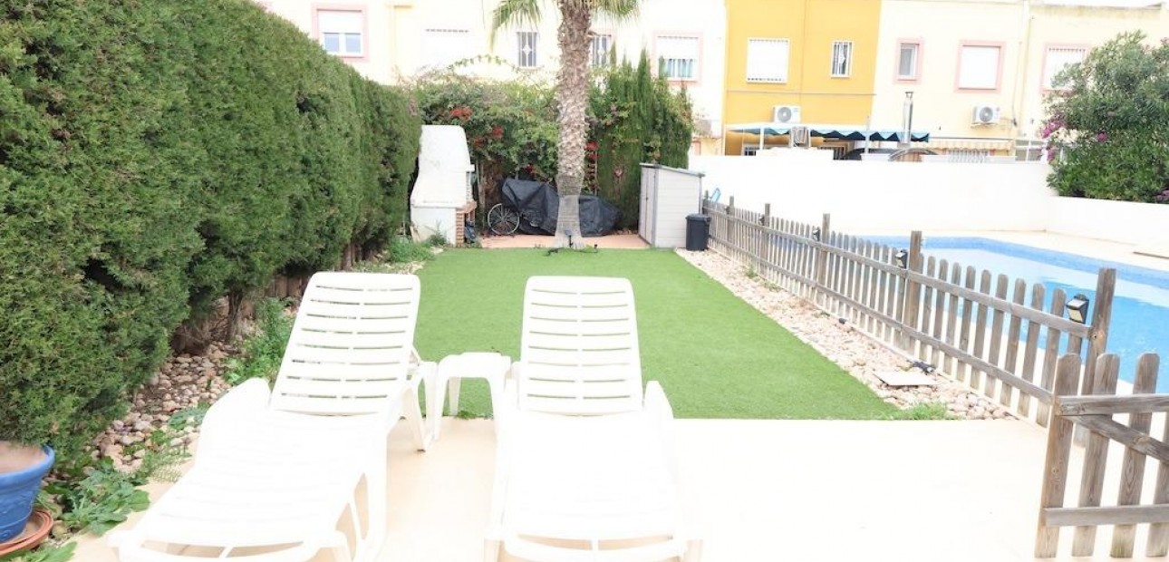 Herverkoop - Bungalow -
Orihuela Costa - La Regia