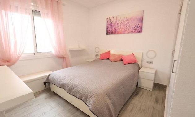 Herverkoop - Bungalow -
Orihuela Costa - La Regia