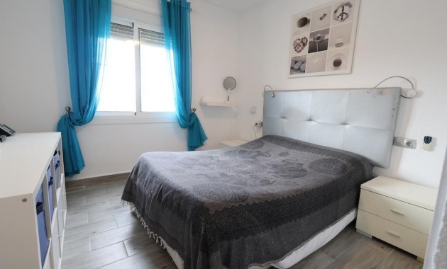 Herverkoop - Bungalow -
Orihuela Costa - La Regia