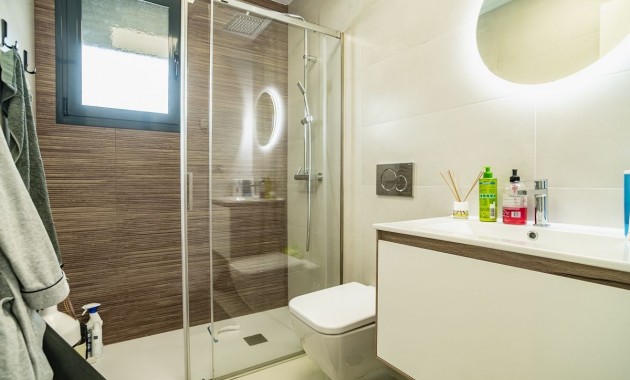 Herverkoop - Appartement / flat -
Torrevieja - Calas Blancas