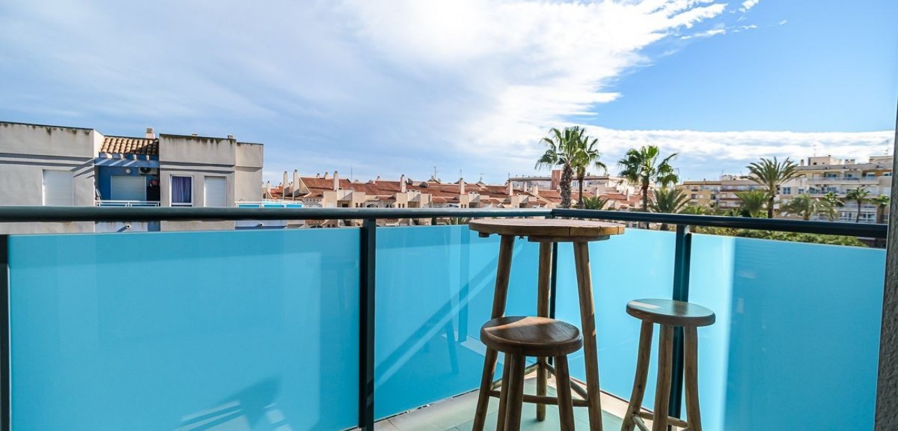 Herverkoop - Appartement / flat -
Torrevieja - Calas Blancas