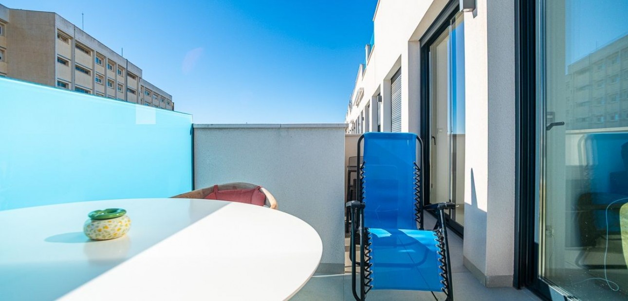 Herverkoop - Appartement / flat -
Torrevieja - Calas Blancas