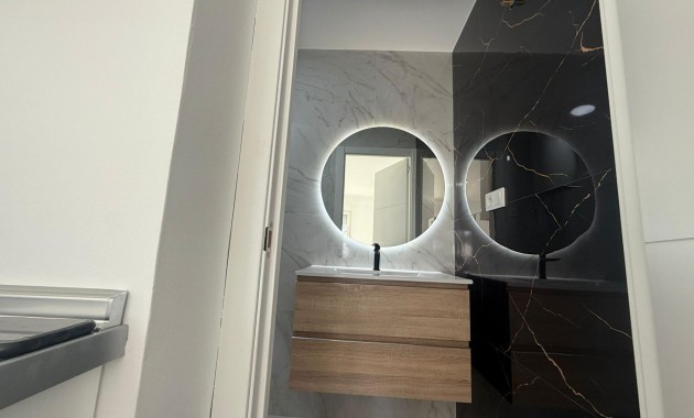 Sale - Studio -
Rojales - Ciudad Quesada