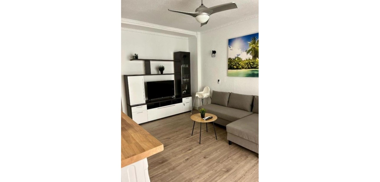 Herverkoop - Appartement / flat -
Torrevieja - Torrejón