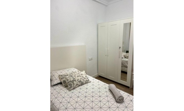 Herverkoop - Appartement / flat -
Torrevieja - Torrejón