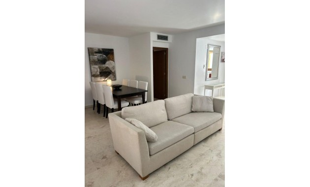 Herverkoop - Appartement / flat -
Torrevieja - Punta prima