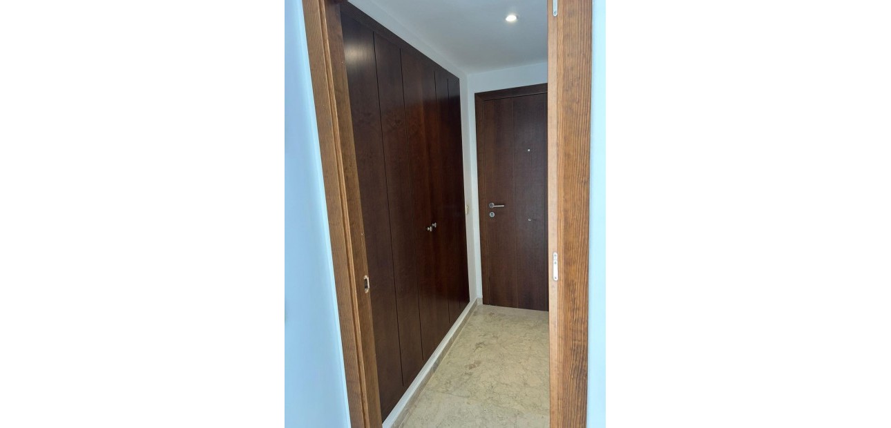 Herverkoop - Appartement / flat -
Torrevieja - Punta prima