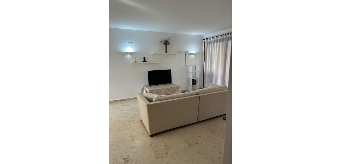 Herverkoop - Appartement / flat -
Torrevieja - Punta prima