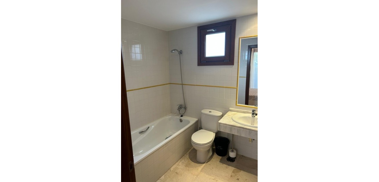Herverkoop - Appartement / flat -
Torrevieja - Punta prima