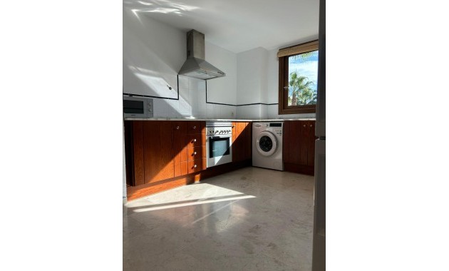 Herverkoop - Appartement / flat -
Torrevieja - Punta prima